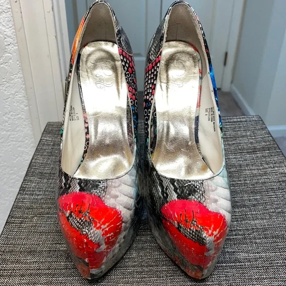 Snake Lip Print Platform Pump Heel - Picture 1 of 4